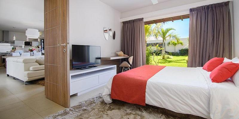 Clos Du Littoral By Fine & Country Grand Baie Exterior photo